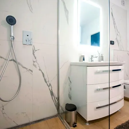 Apartman Apartman Sesi *