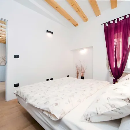 Apartman Sesi